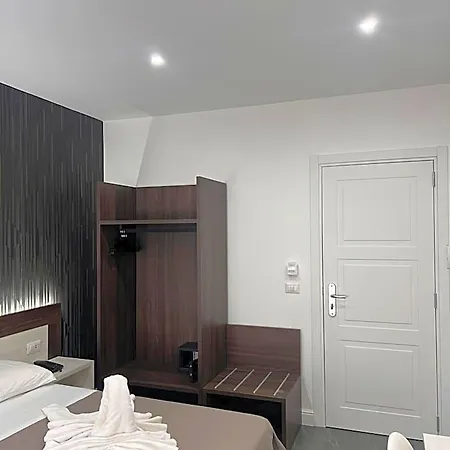 Blanc Hotel